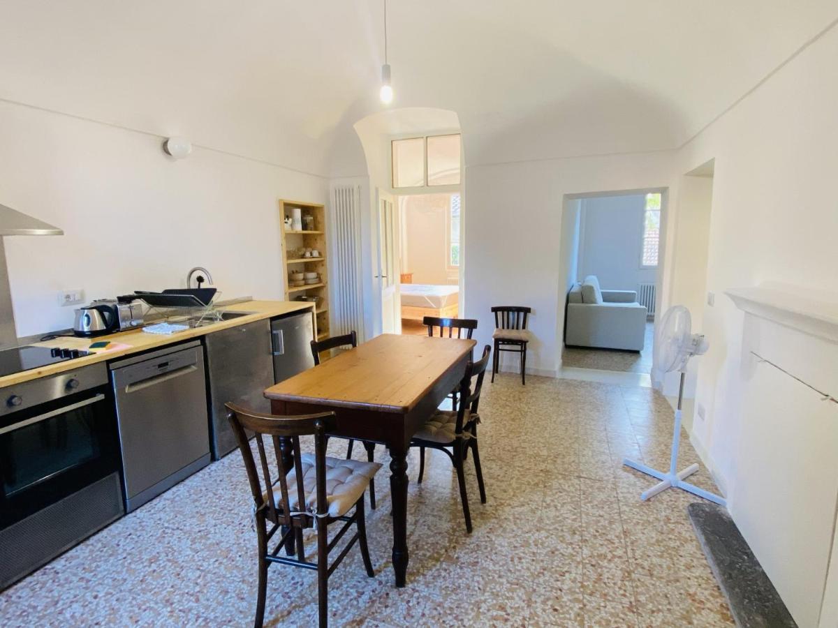 Apartment Portico I Castelveccana Exterior photo